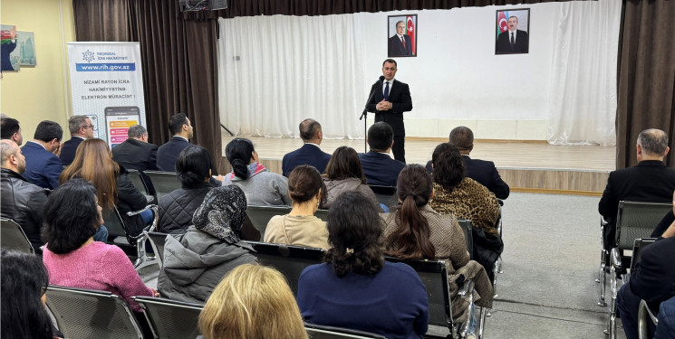 Nizami Rayon İcra Hakimiyyətinin başçısı  növbəti səyyar qəbul keçirib