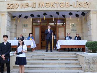Nizami rayonunda ümumtəhsil məktəblərində “Son zəng” tədbirləri  - 14.06.2025