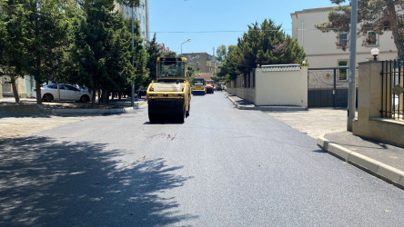 Nizami rayonunda yol infrastrukturunun yaxşılaşdırılması istiqamətində işlər davam etdirilir - 21-07-2026