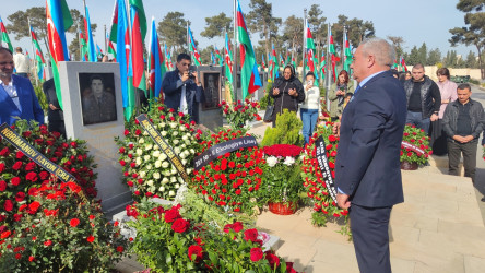 Vətən Müharibəsi Qəhrəmanı, şəhid baş leytenant Azad Hümbətovun məzarı ziyarət edilib - 27.10.2023