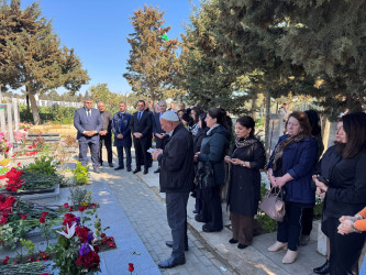 Aprel döyüşləri şəhidi Urfan Vəlizadənin məzarı ziyarət edilib - 02.04.2026