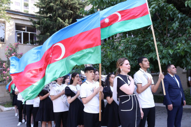 Nizami rayonunda ümumtəhsil məktəblərində “Son zəng” tədbirləri  - 14.06.2025