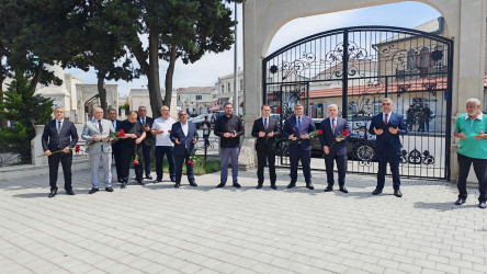 Vətən müharibəsi şəhidi Alı Həsənlinin doğum günündə məzarı ziyarət edilib - 22.06.2026
