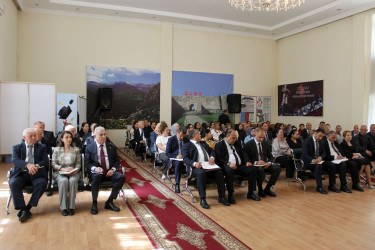 Nizami Rayon İcra Hakimiyyətinin başçısı Coşqun Cəbrayılov rayon sakinləri ilə növbəti səyyar qəbul keçirib - 03.06.2026