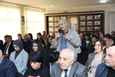 Nizami rayonunda sakinlərlə növbəti səyyar görüşlər keçirilib - aprel 2024