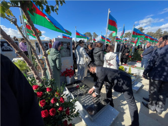 Zəfər Günündə II Fəxri Xiyabanda şəhidlərin məzarları ziyarət olunub - 08.11.2023