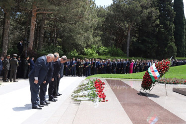 Ulu Öndər Heydər Əliyevin xatirəsi ehtiramla yad edilib - 10.05.2024