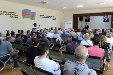 Nizami Rayon İcra Hakimiyyətinin başçısı Coşqun Cəbrayılov sakinlərlə növbəti səyyar qəbul keçirib - 08.07.2026