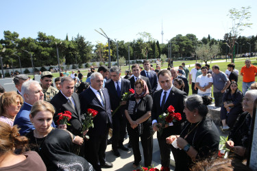 27 Sentyabr – Anım Günü ilə əlaqədar Hərbi Memorial Məzarlıqda şəhidlərin məzarları ziyarət edilib - 27.09.2026