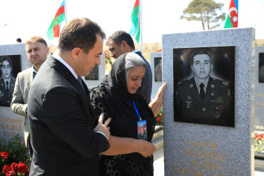 27 sentyabr Anım Günündə Keşlə Şəhidlər Xiyabanında və II Fəxri Xiyabanda şəhidlərin məzarlarının ziyarəti - 27.09.2023