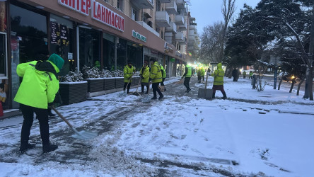 Nizami rayonunda qarın təmizlənməsi ilə bağlı tədbirlər davam etdirilir - 01.03.2025
