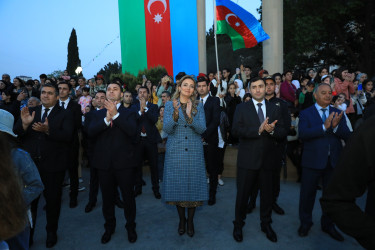 Ümummilli Lideri Heydər Əliyevin 100 illik yubileyi münasibətilə “Sən elə bir zirvəsən” adlı konsert --10.05.2023