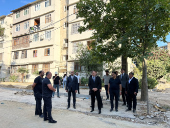 Rayon İcra Hakimiyyətinin başçısı Coşqun Cəbrayılov İ.Məmmədov küçəsi 2, 2.4, 3, 6, 8, 10 və Babək prospekti 99 ünvanlarına baxış keçirib - 22.06.2026