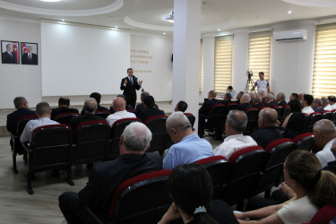 Nizami Rayon İcra Hakimiyyətinin başçısı Coşqun Cəbrayılov növbəti səyyar qəbulda rayon sakinləri ilə görüşüb - 15.07.2026
