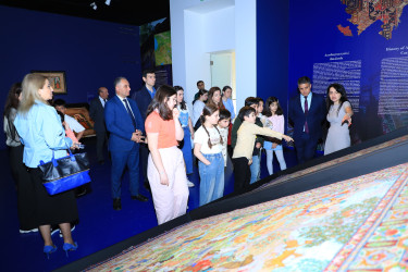 Şəhid və qazi övladları Heydər Əliyev Mərkəzini ziyarət ediblər - 03.05.2025