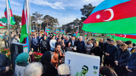 Vətən müharibəsi şəhidləri leytenant Kənan Süleymanlı və leytenant Teymur Məcidzadənin məzarları ziyarət edilib - 09.11.2023