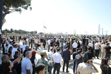 27 Sentyabr – Anım Günü ilə əlaqədar Hərbi Memorial Məzarlıqda şəhidlərin məzarları ziyarət edilib - 27.09.2026