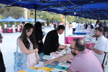 IV Bilik Kitab Sərgisi sakinlərin marağına səbəb olub - 05.09.2026