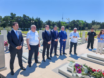 Vətən müharibəsi şəhidi Əsəd Əsədlinin doğum günündə məzarı ziyarət edilib - 17.06.2026