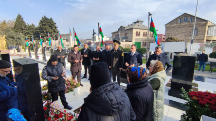 Vətən müharibəsi şəhidi Anar Saleh oğlu Qumaşovun məzarı ziyarət edilib - 04.12.2023