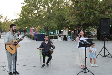 Nizami rayonunda açıq havada növbəti yay konserti təşkil edilib  - 22.08.2026
