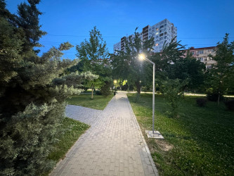 M.X.Şərifli və Ş.Mirzəyev küçələrinin kəsişməsindəki ərazidə işıqlandırma sistemi yenilənib - 17.05.2024