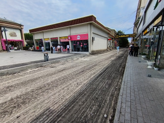 Nizami rayonunda yol infrastrukturunun yenilənməsi işləri davam etdirilir - 08.07.2026