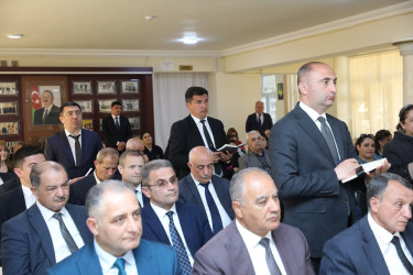 Nizami rayonunda sakinlərlə növbəti səyyar görüşlər keçirilib - aprel 2024