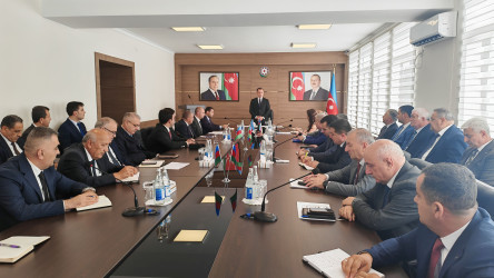 Nizami rayonunda 2026-2027-ci illərin payız-qış mövsümünə hazırlığın vəziyyəti müzakirə olunub - 22.09.2026