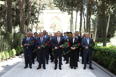 Ulu Öndər Heydər Əliyevin xatirəsi ehtiramla yad edilib - 10.05.2024