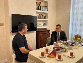 Antiterror əməliyyatları zamanı yaralanan polis serjantı Cavid Talıbov evində ziyarət edilib - 19.09.2025