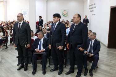 Nizami Rayon İcra Hakimiyyətinin başçısı Coşqun Cəbrayılov növbəti səyyar qəbulda rayon sakinləri ilə görüşüb - 15.07.2026