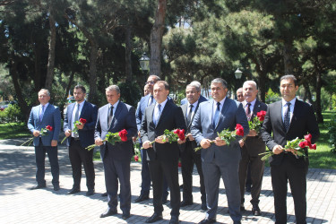 Silahlı Qüvvələr Günü ilə əlaqədar “Nizami Rayon Vətən Müharibəsi Şəhidləri” Memorial Kompleksi ziyarət olunub - 26.06.2025